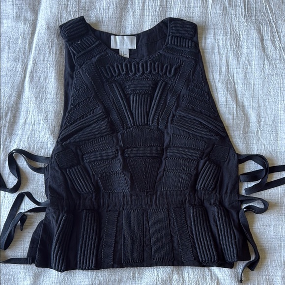 H&M Tops - Elegant H&M Concious Black Sleeveless Top